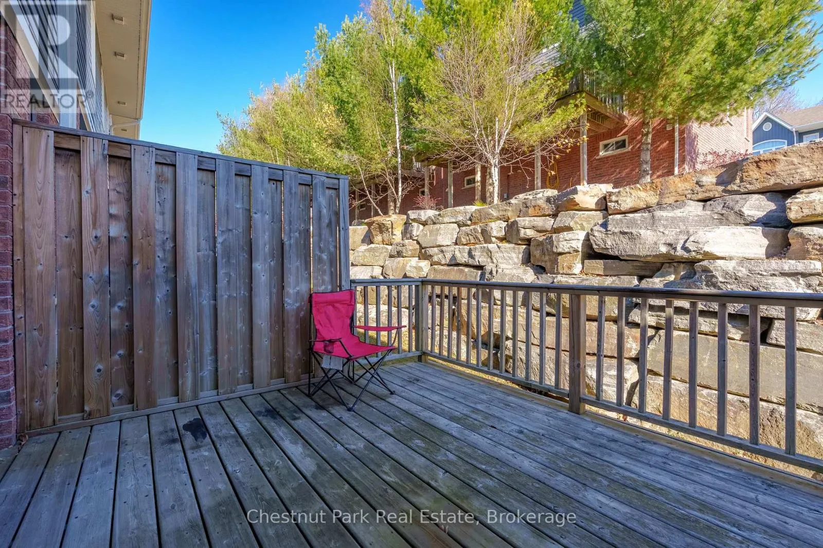 5 - 37 SILVER STREET #5