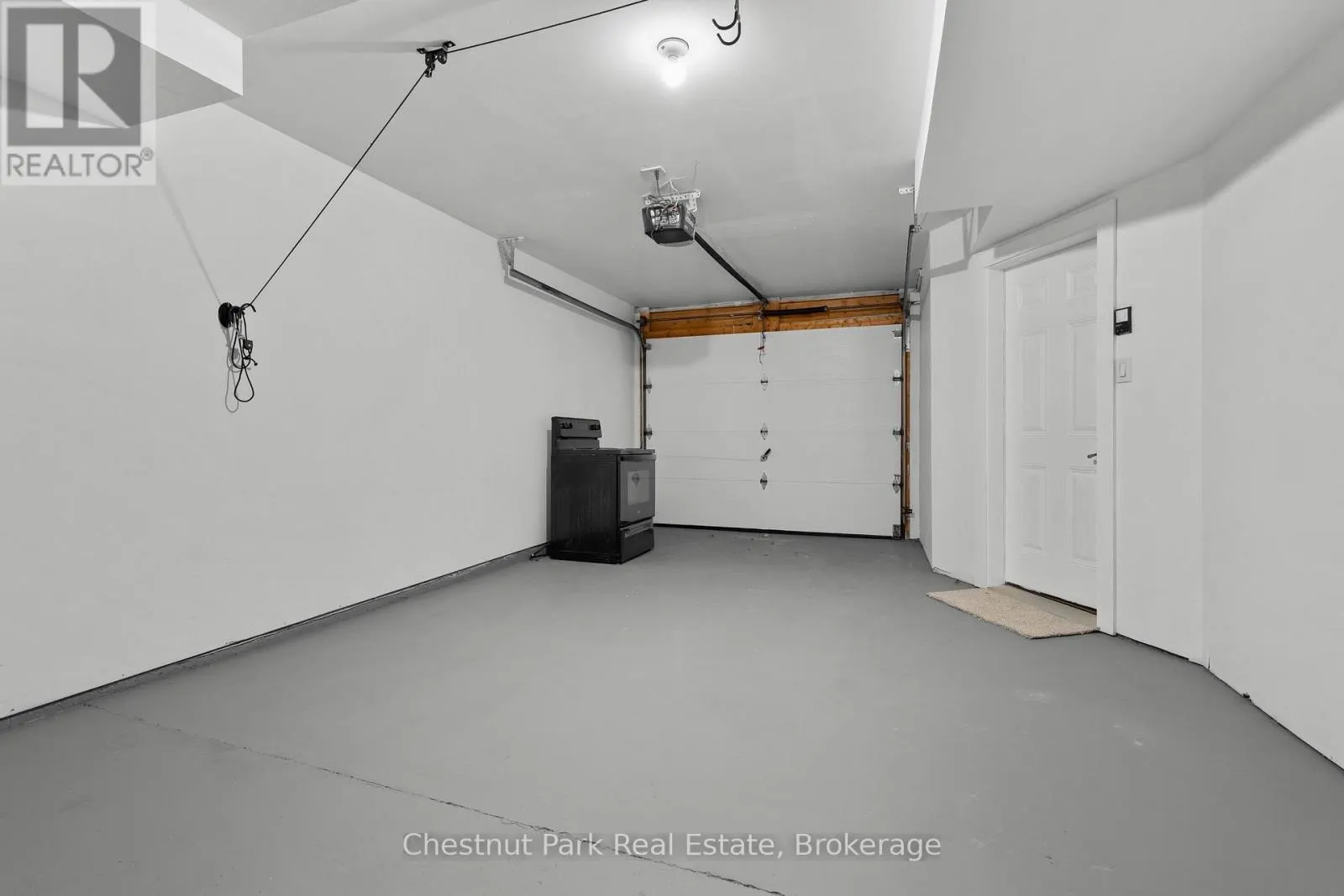 5 - 37 SILVER STREET #5