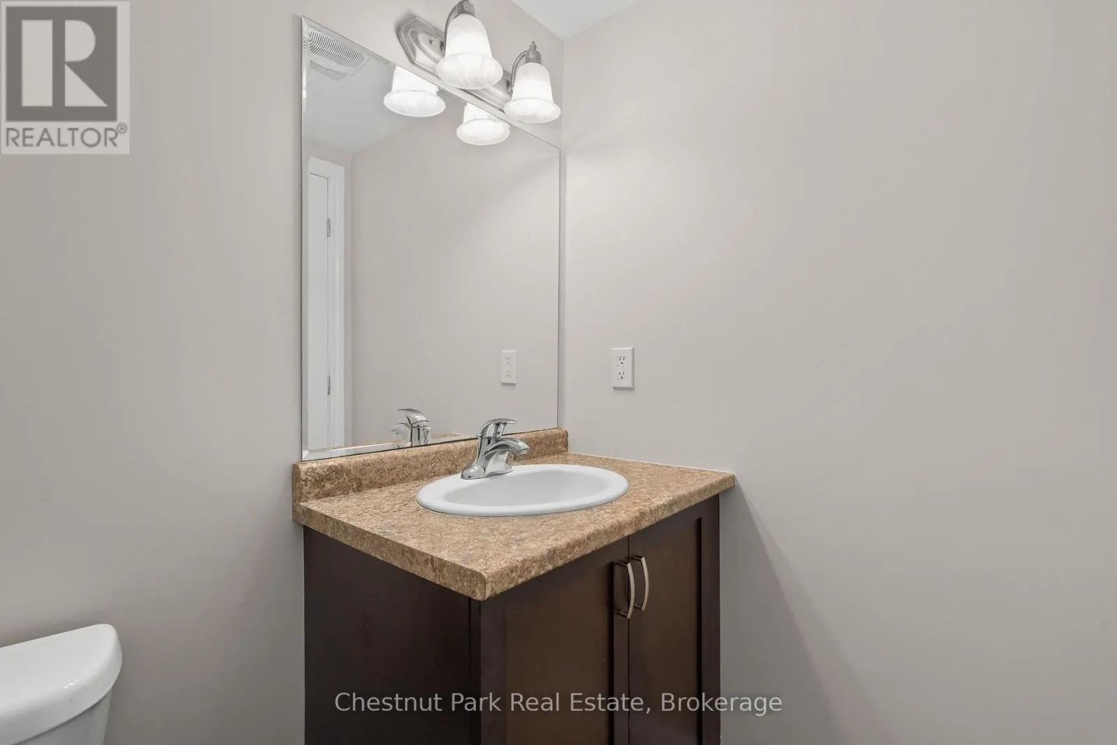 5 - 37 SILVER STREET #5