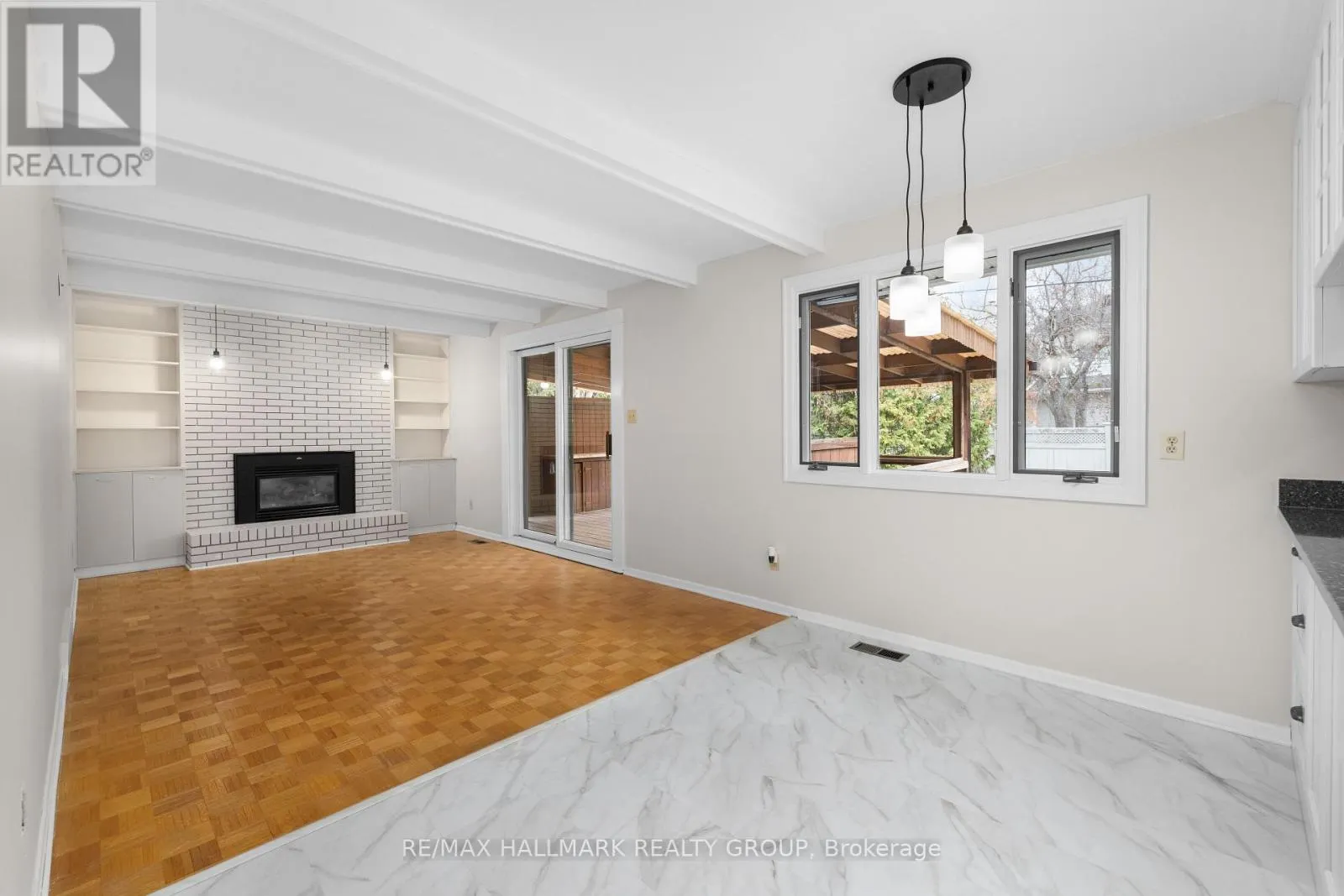937 DRESDEN CRESCENT