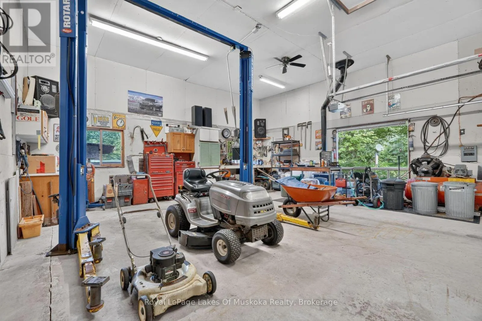 2671 HIGHWAY 118 EAST