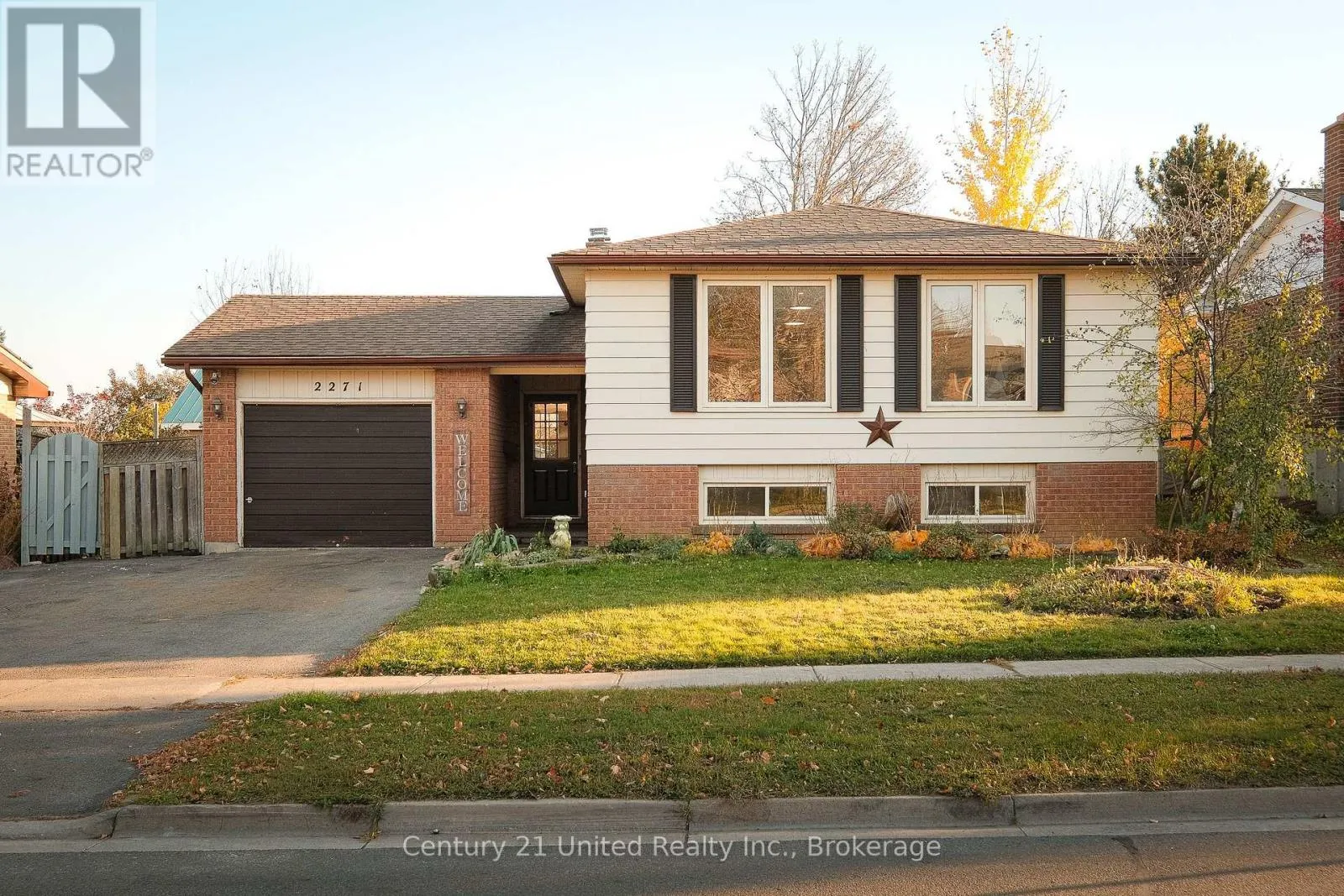 2271 KAWARTHA HEIGHTS BOULEVARD