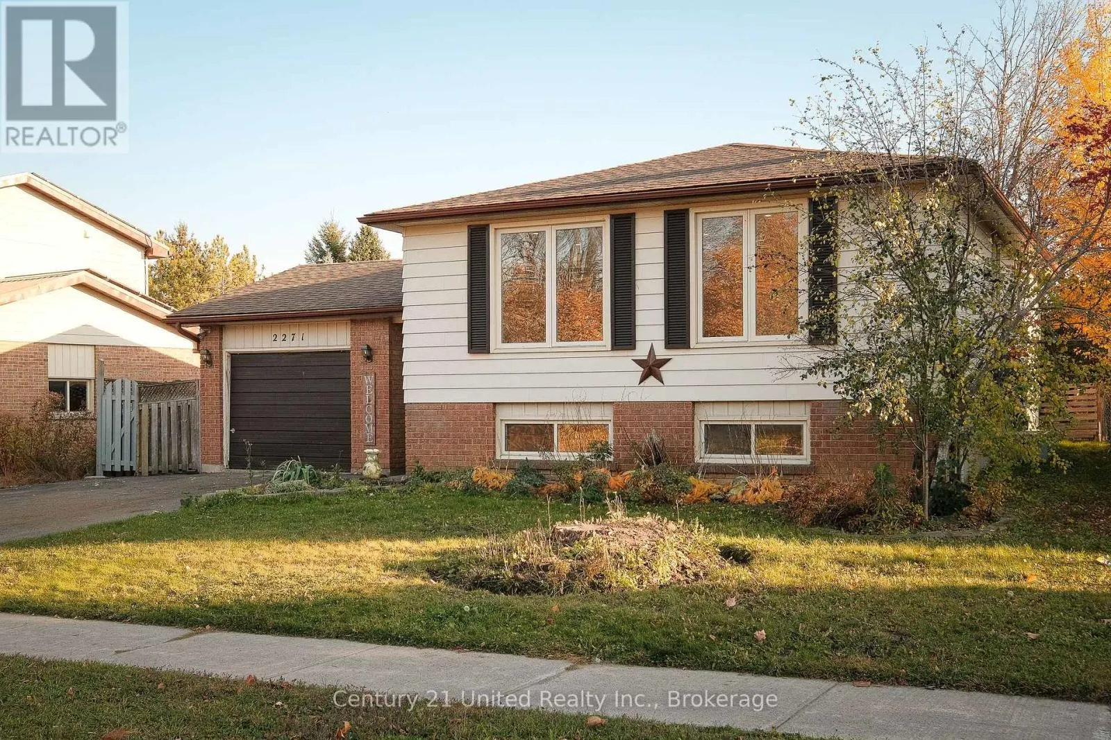 2271 KAWARTHA HEIGHTS BOULEVARD