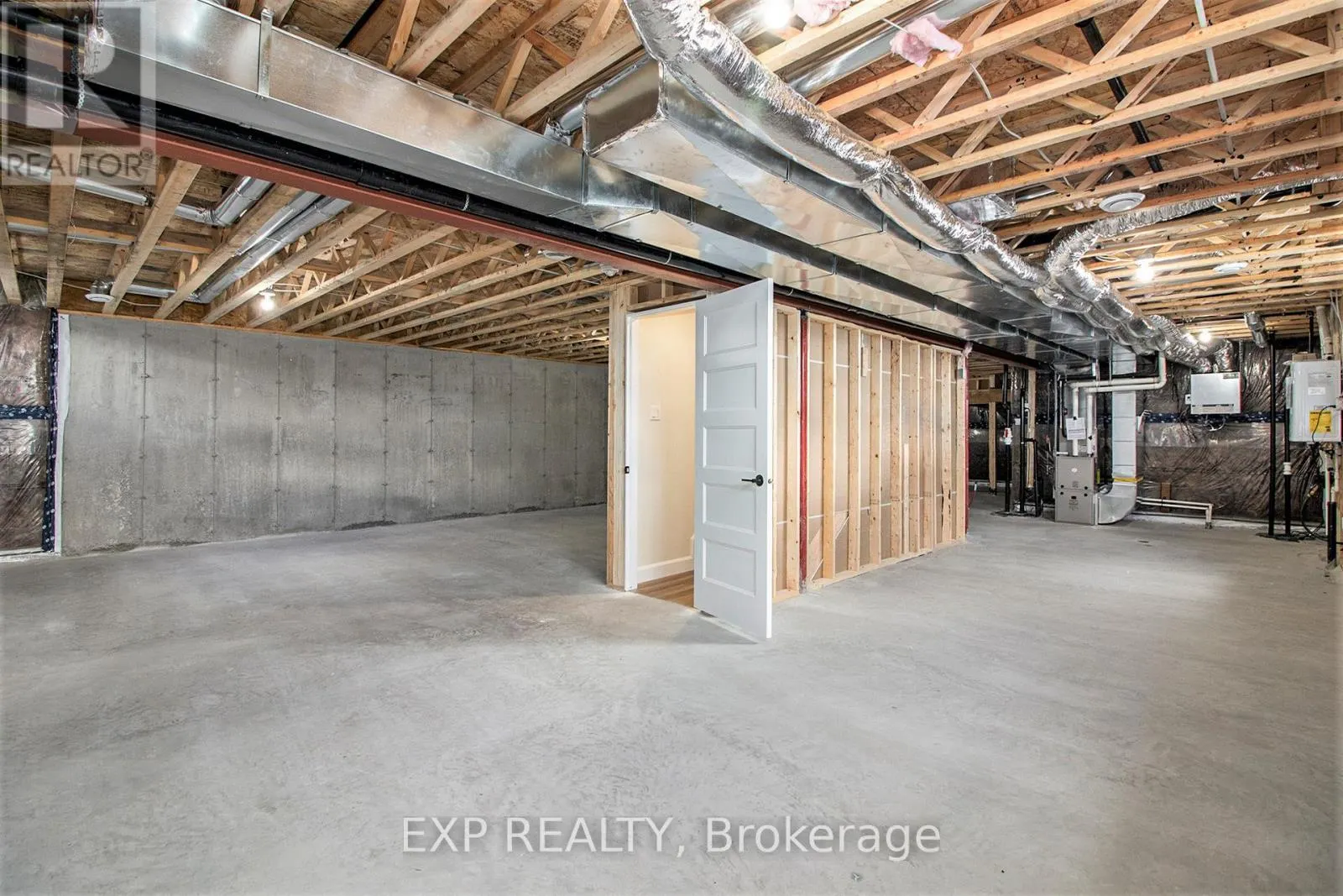 805 LACROIX ROAD