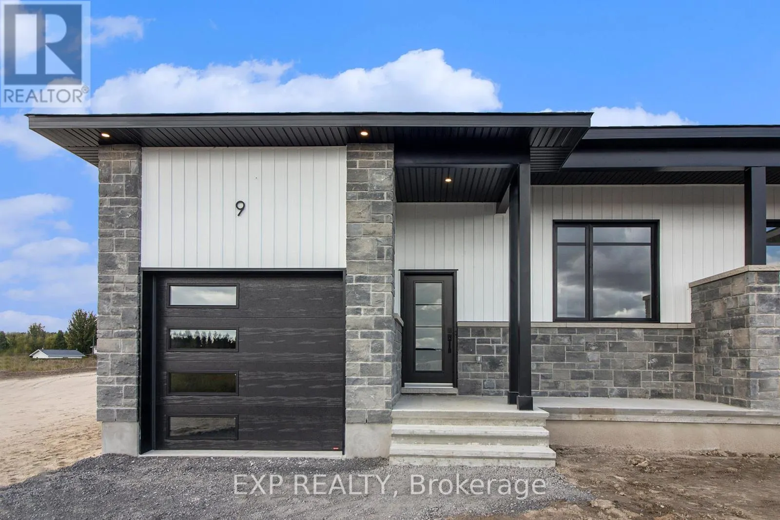805 LACROIX ROAD