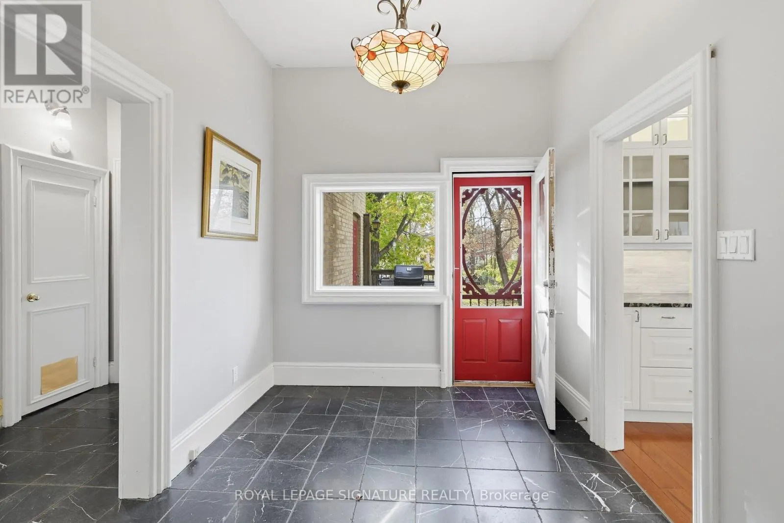 65 BOND STREET W