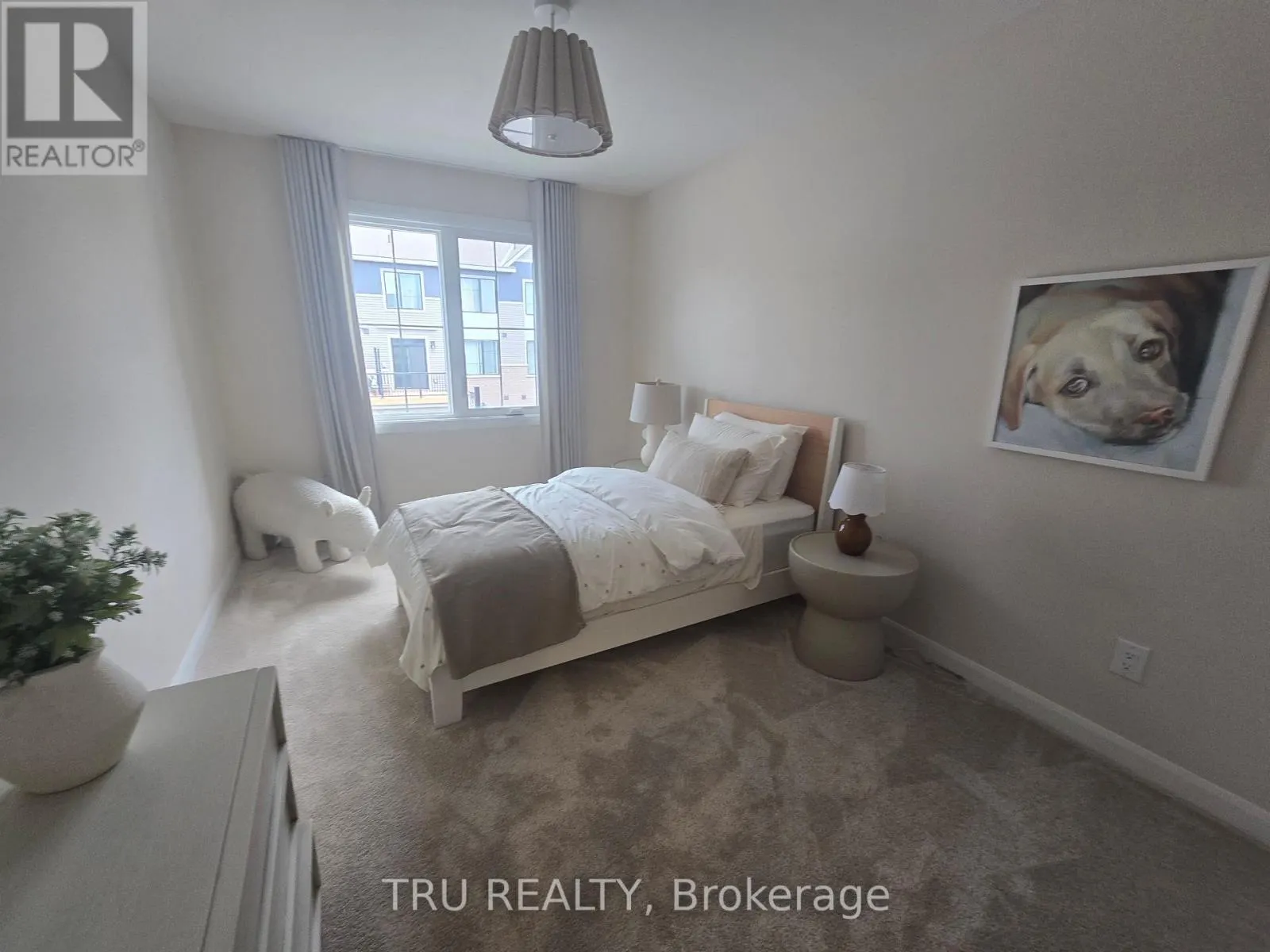 229 BANKSIDE WAY