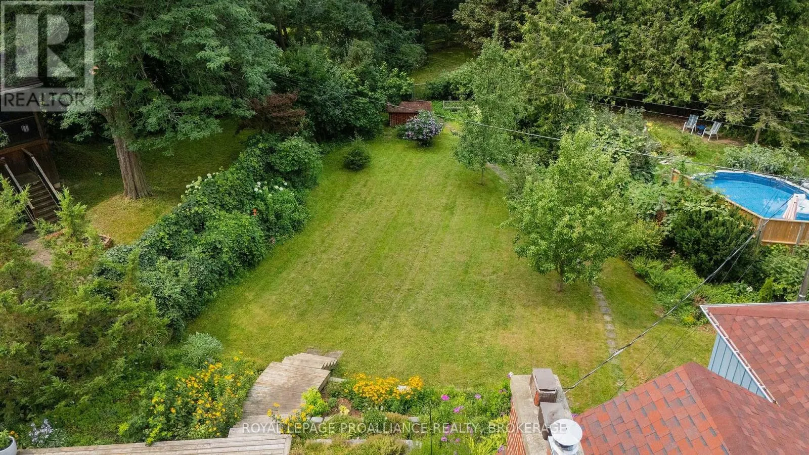 6 GRENVILLE CRESCENT