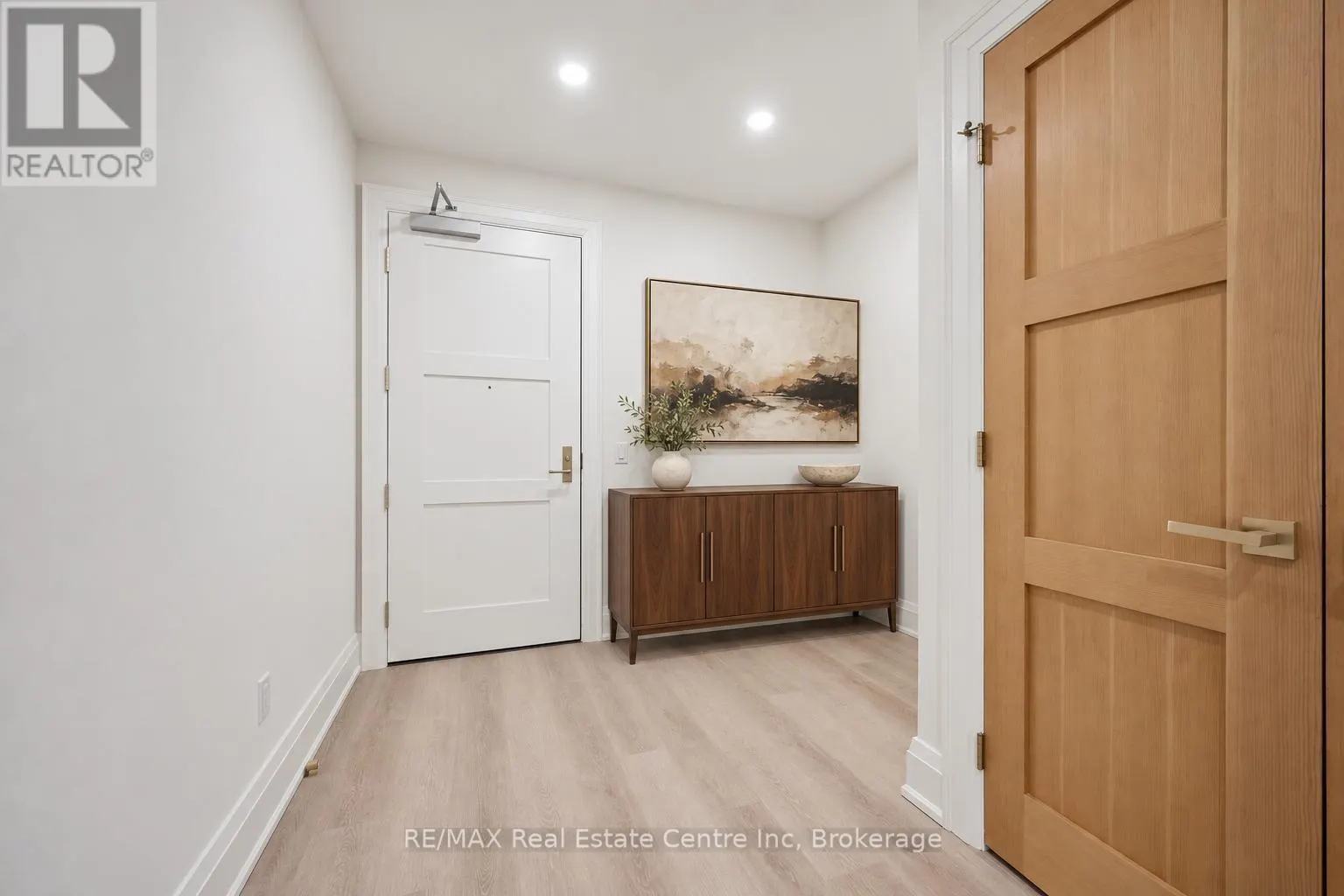 109 - 6523 WELLINGTON 7 ROAD #109