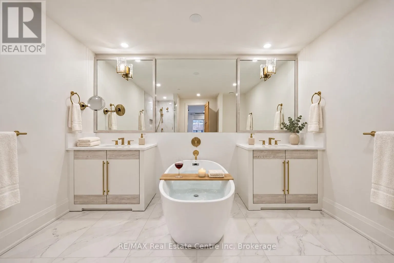 109 - 6523 WELLINGTON 7 ROAD #109