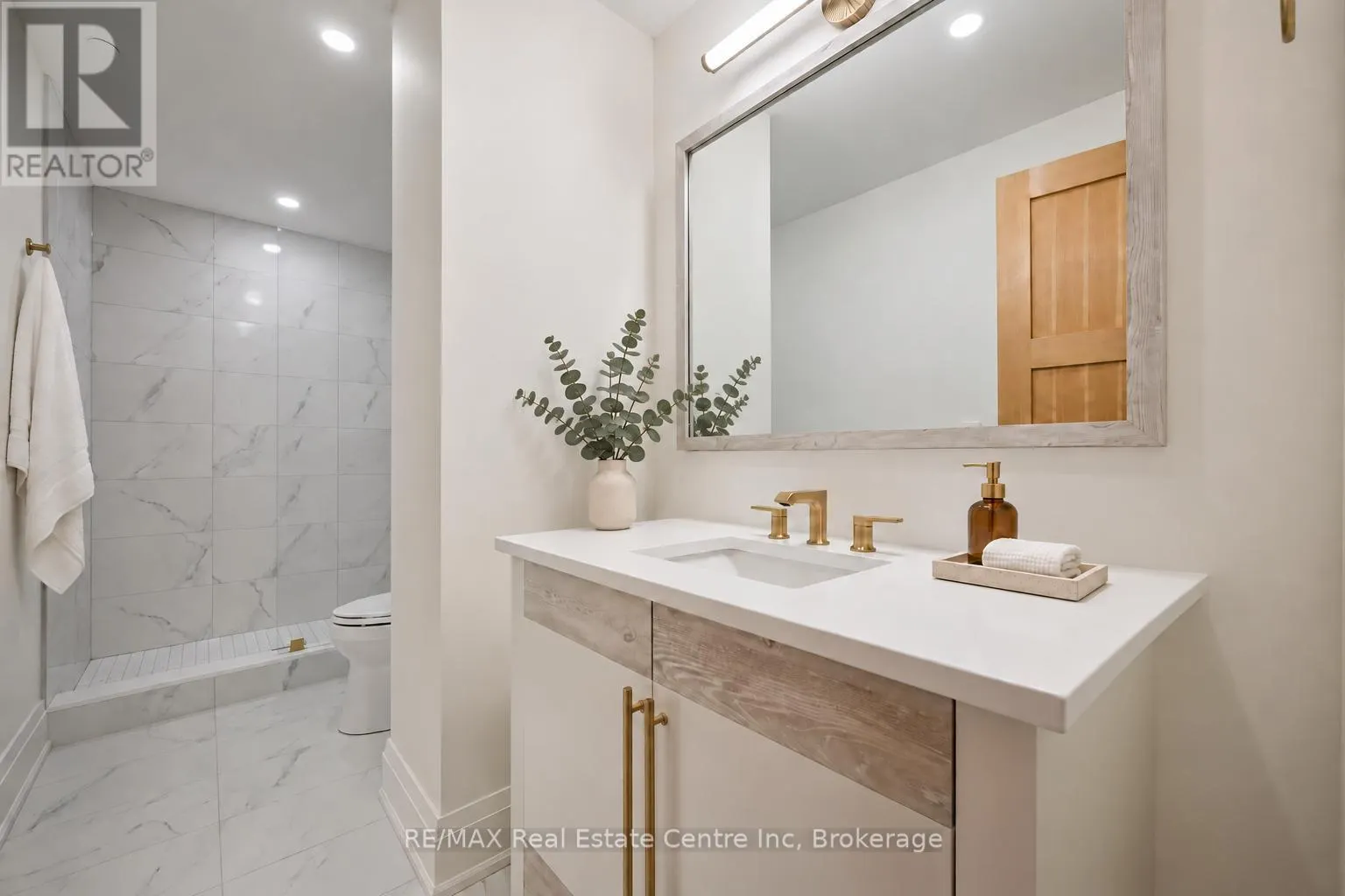 109 - 6523 WELLINGTON 7 ROAD #109