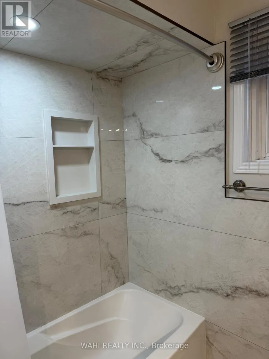 UNIT 1 - 255 CARSON DRIVE W