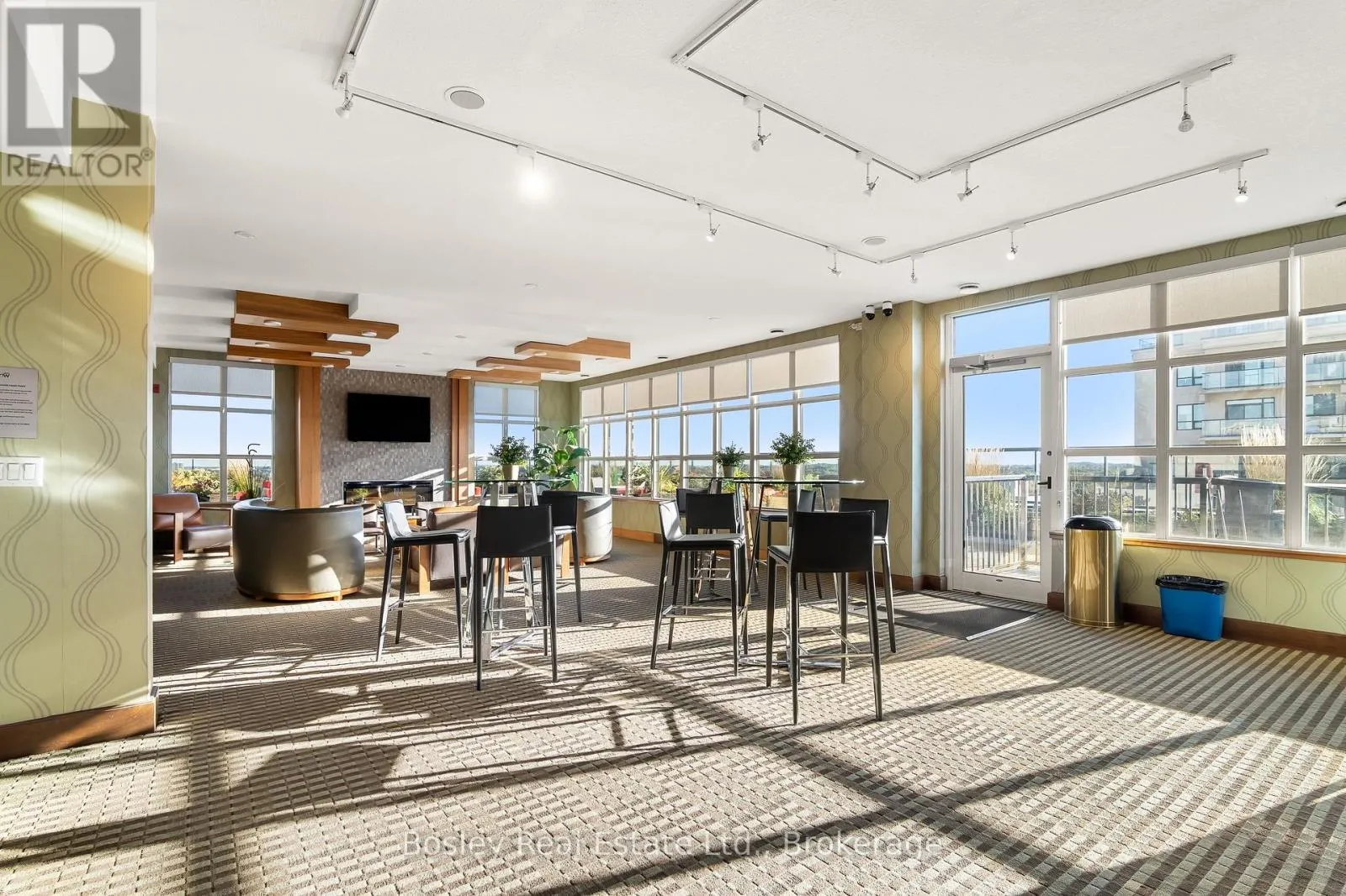 510 - 112 BENTON STREET #510