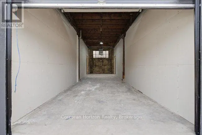 4-9 - 182 CHATHAM STREET #4-9