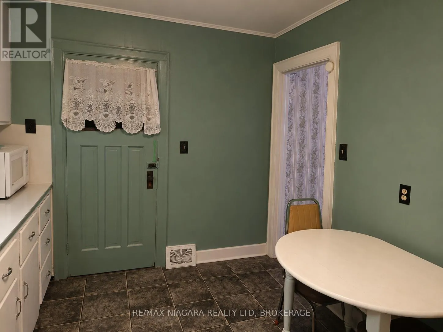 66 RADFORD AVENUE