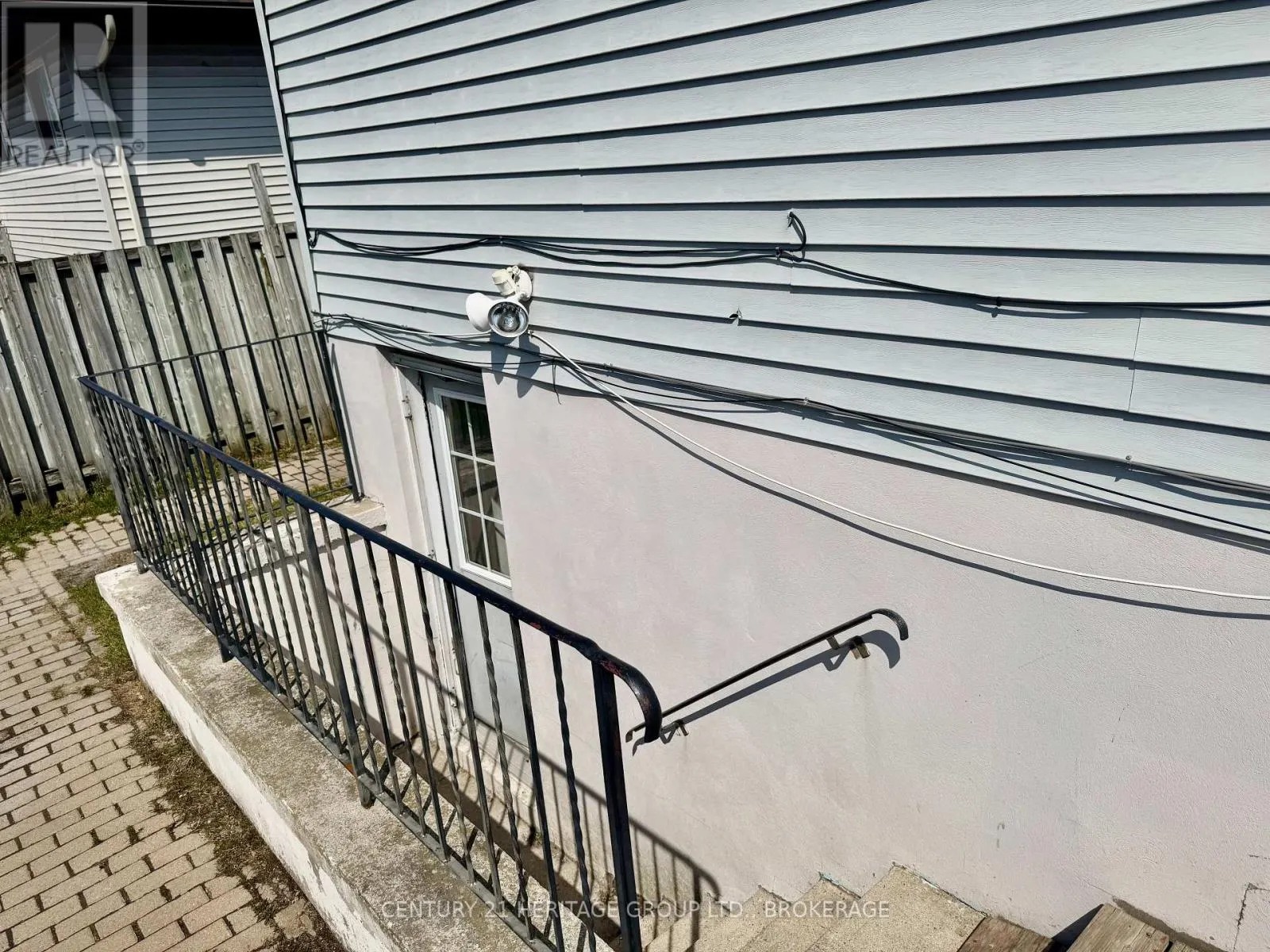 356 OWENS CRESCENT
