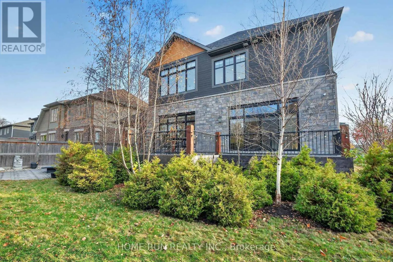 585 CHRISCRAFT WAY