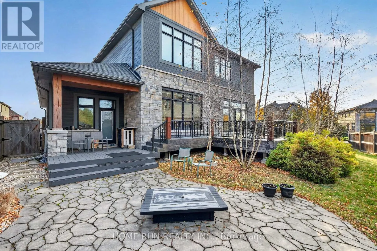 585 CHRISCRAFT WAY