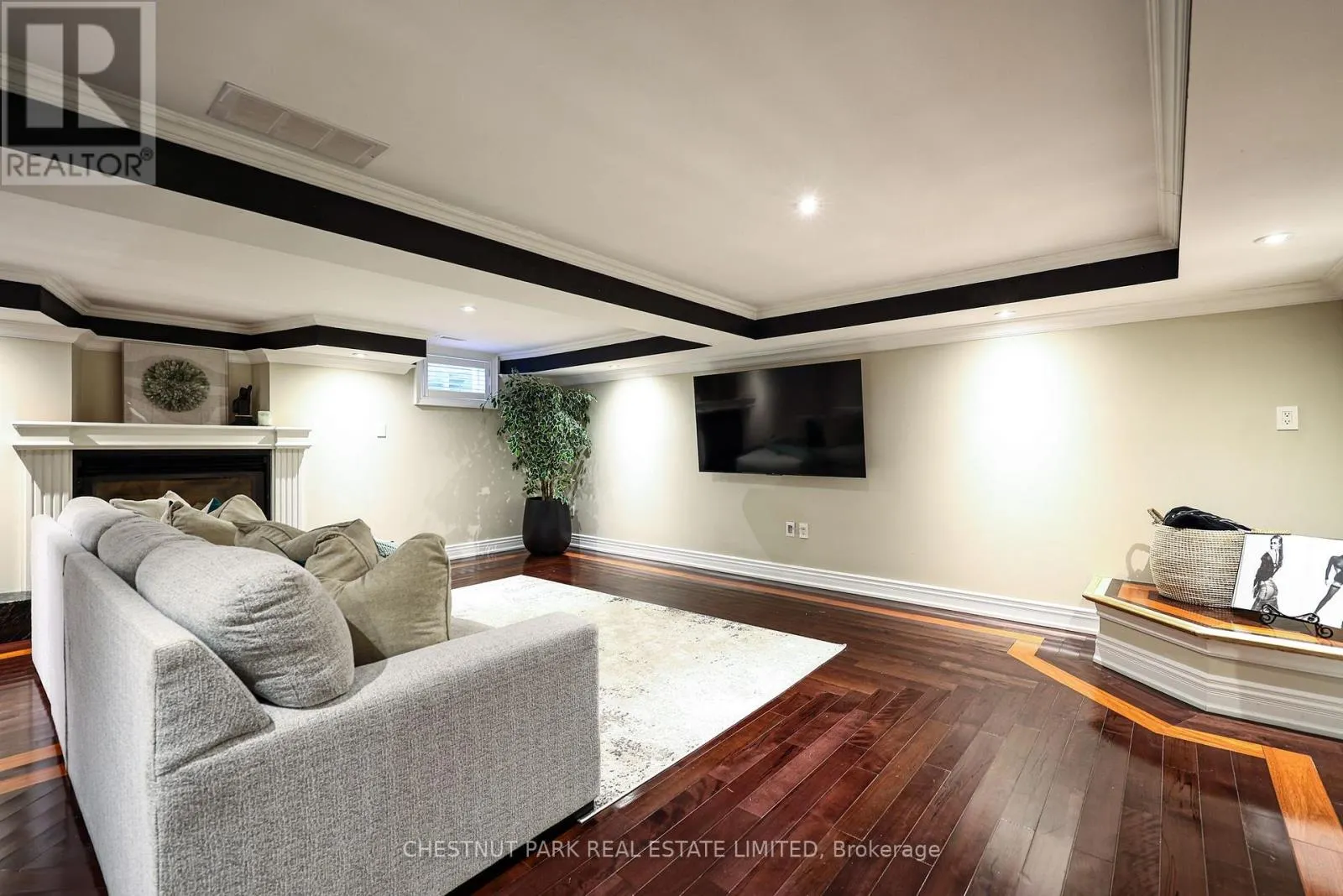 66 CHRISTOPHER DRIVE