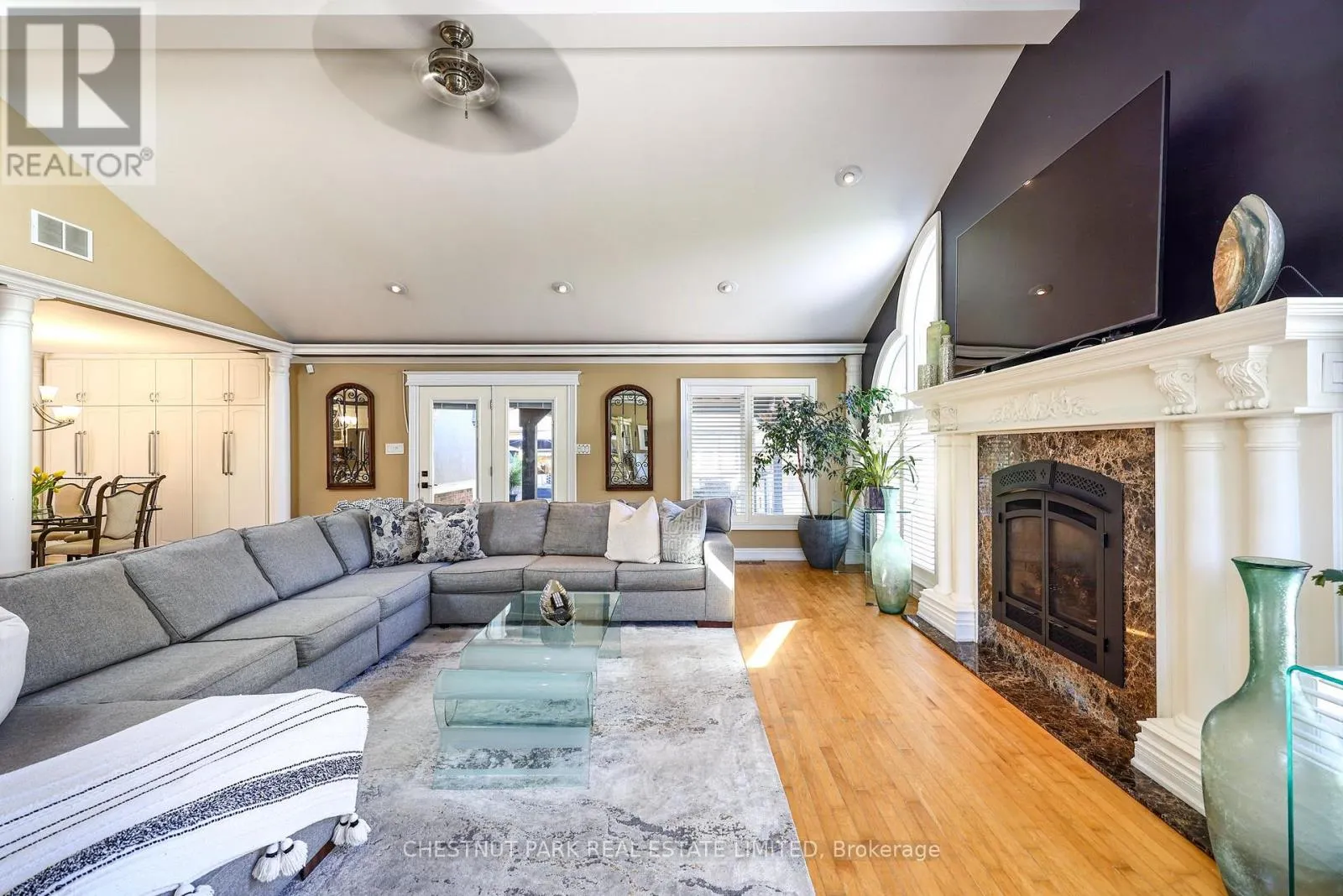 66 CHRISTOPHER DRIVE