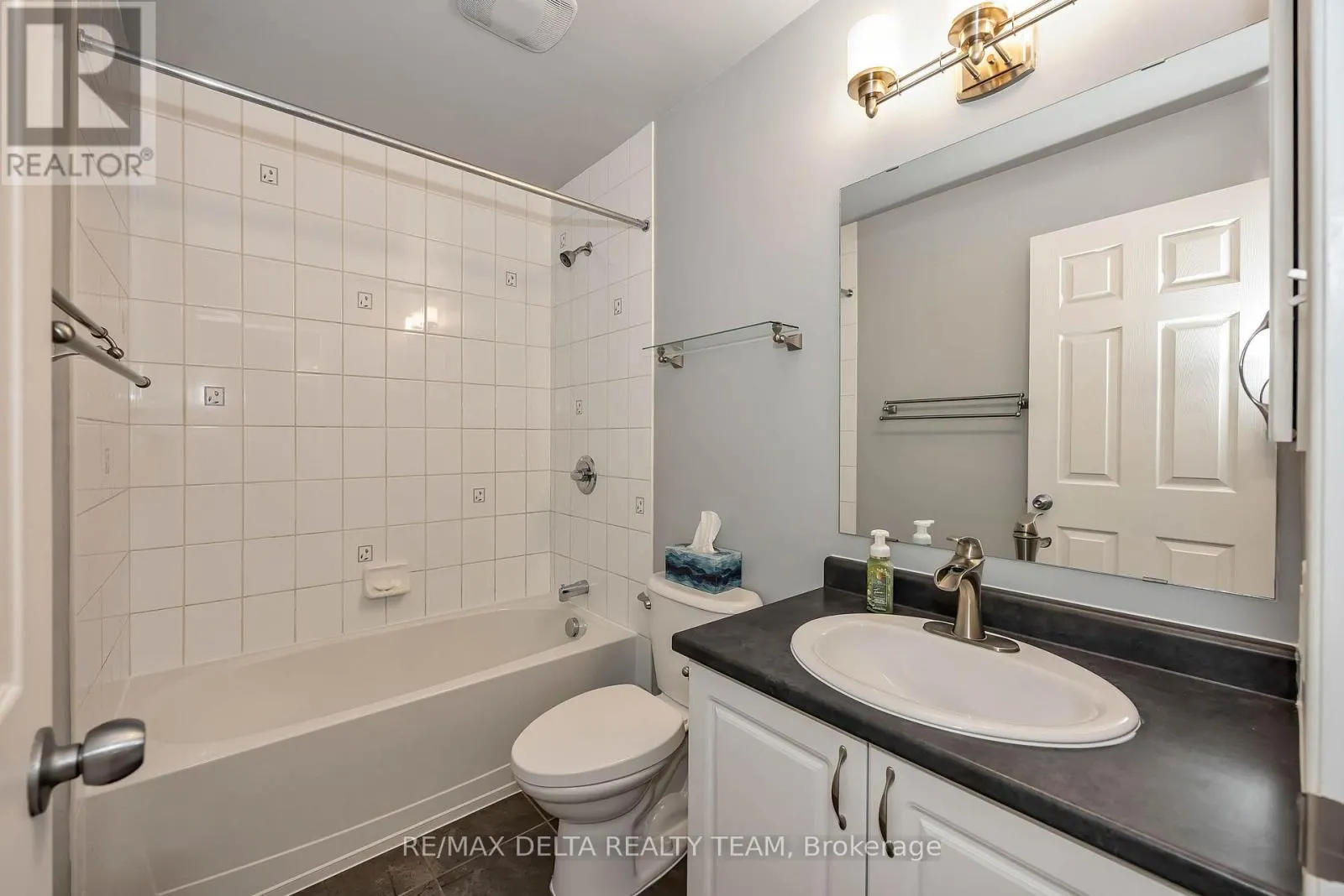 253 CITYVIEW CRESCENT