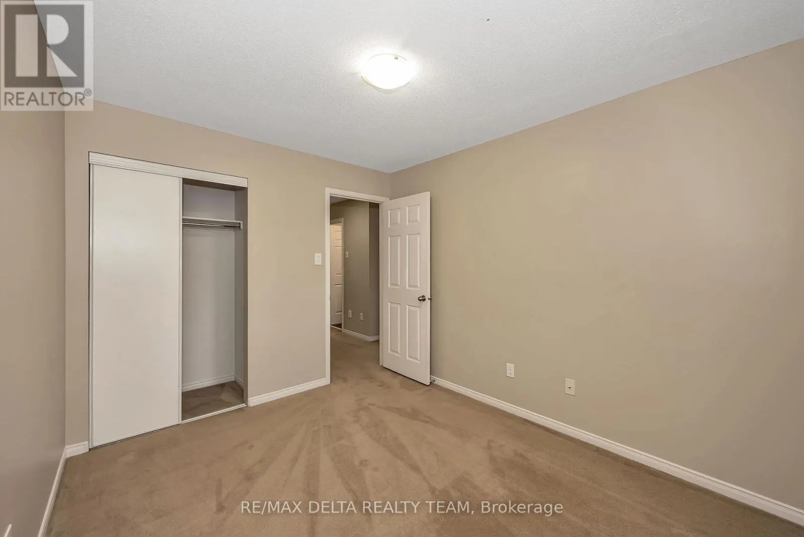 253 CITYVIEW CRESCENT