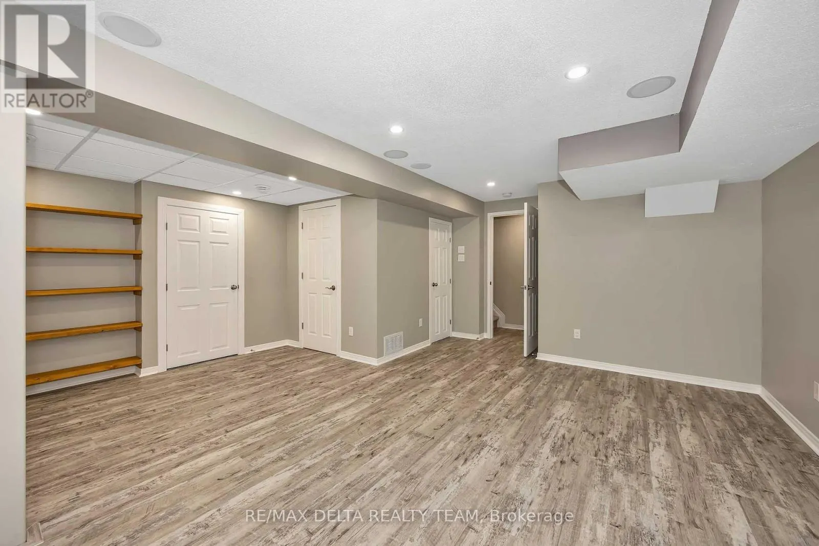 253 CITYVIEW CRESCENT