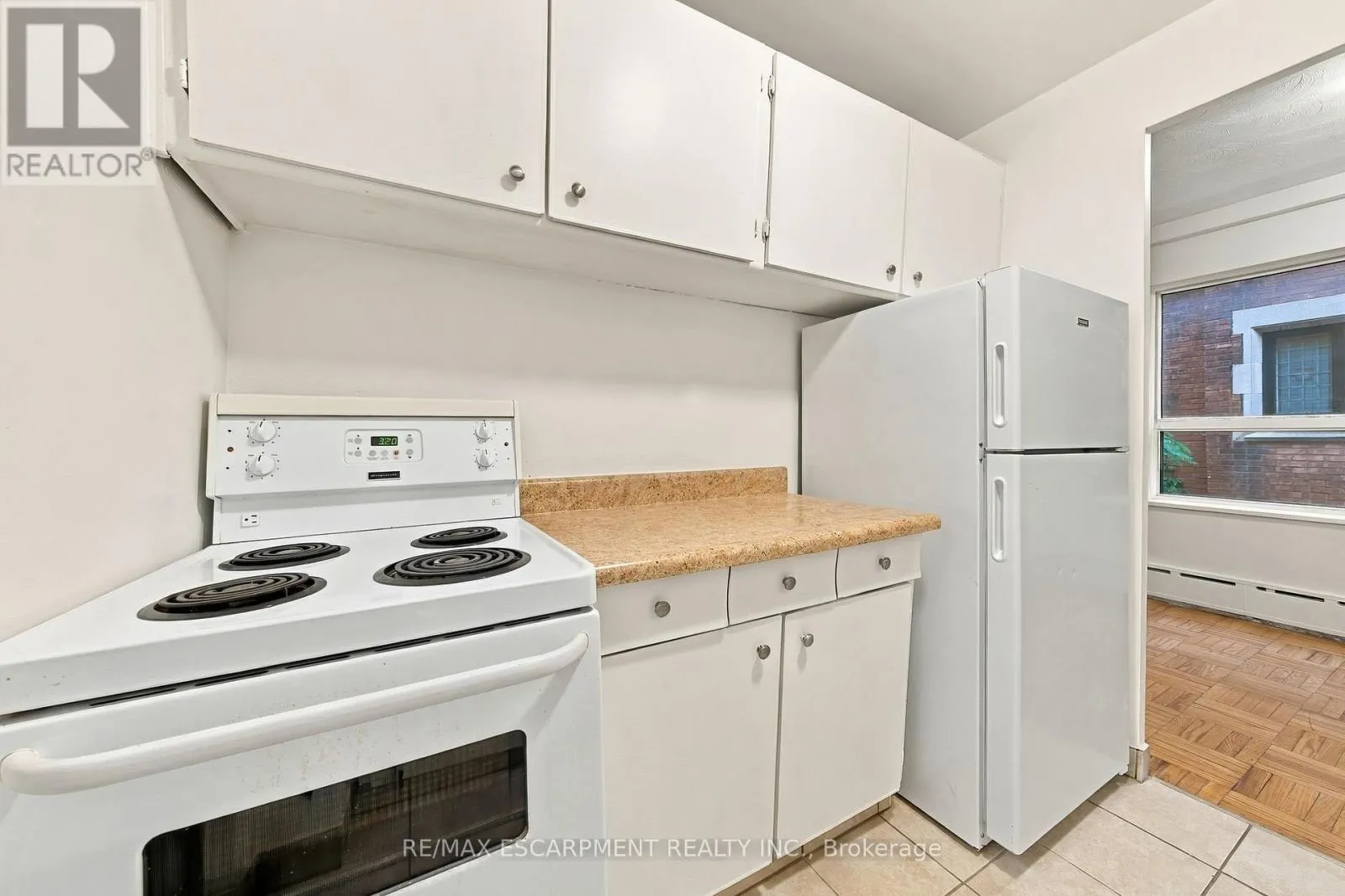 309 - 325A JAMES STREET S