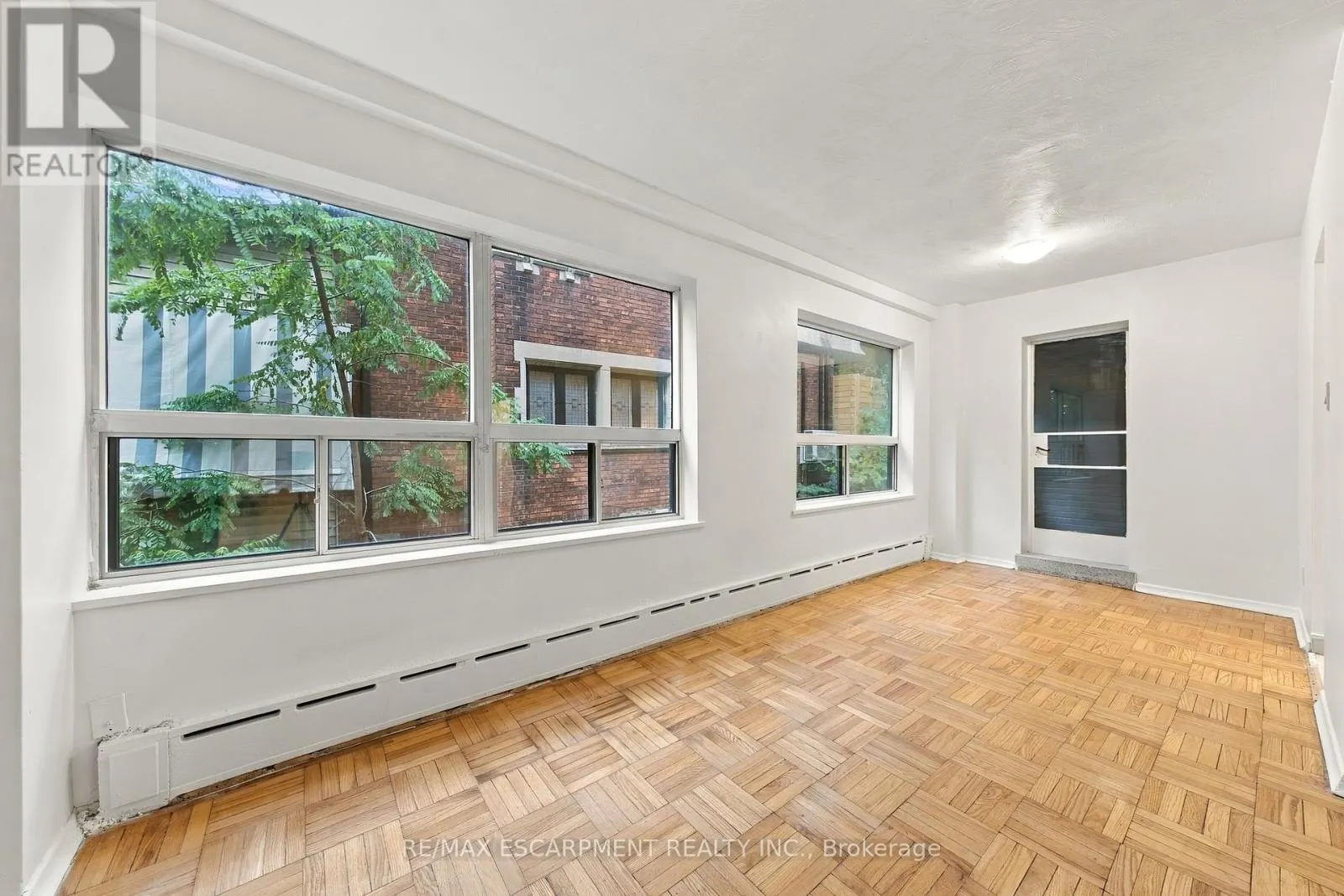 309 - 325A JAMES STREET S