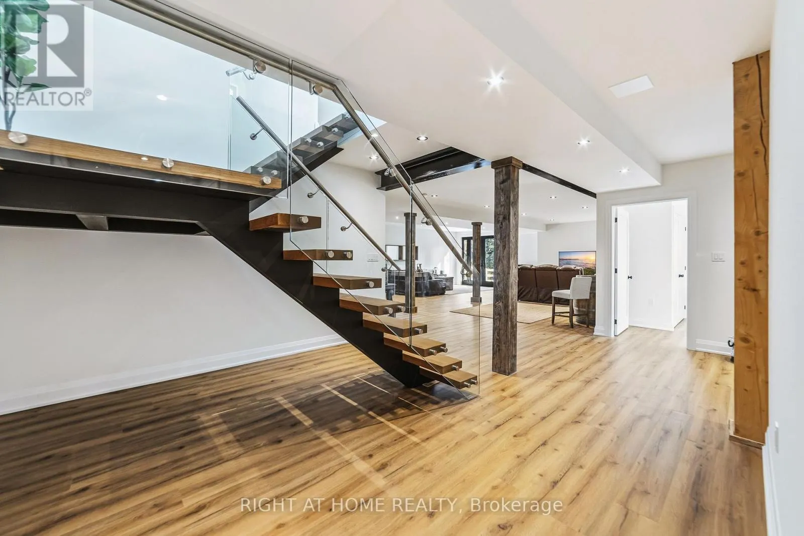 972 GOVERNORS ROAD
