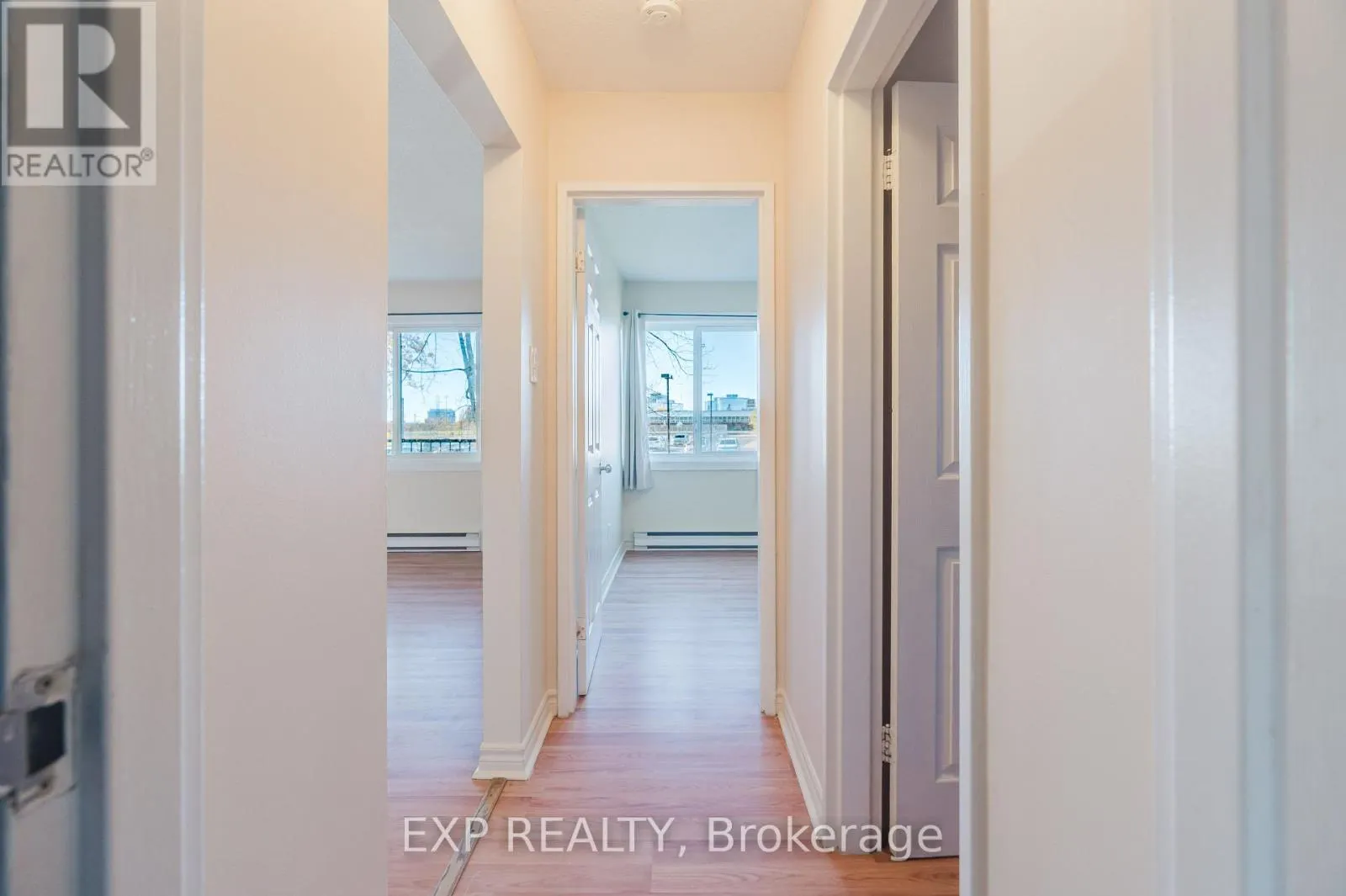 208C - 2041 ARROWSMITH DRIVE