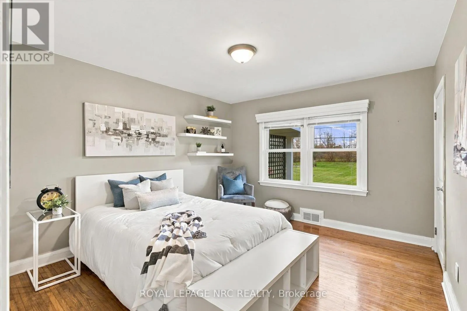 4319 NIAGARA RIVER PARKWAY