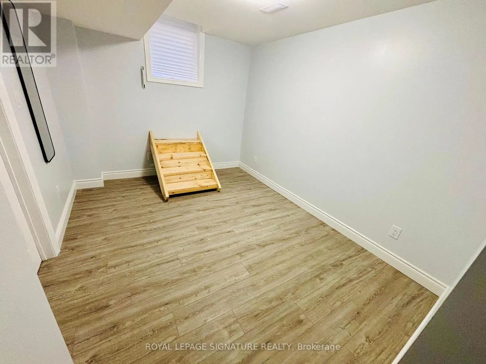 LOWER - 229 SPRINGVALLEY CRESCENT