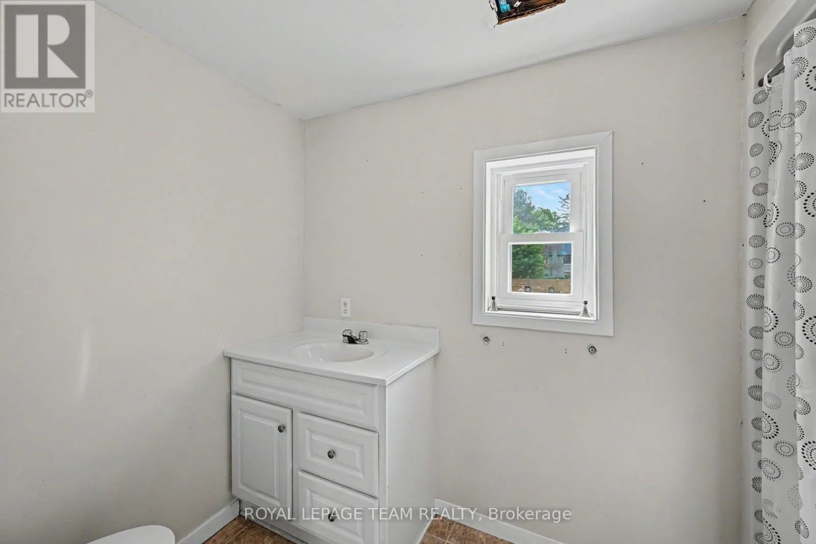 10526 VAN ALLEN ROAD