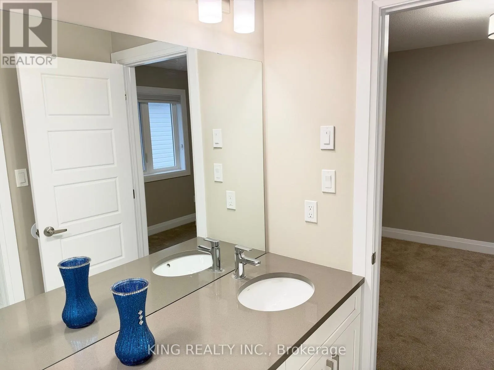39 ROSINA LANE