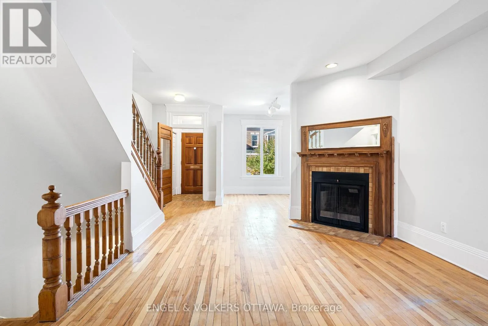 164 THIRD AVENUE