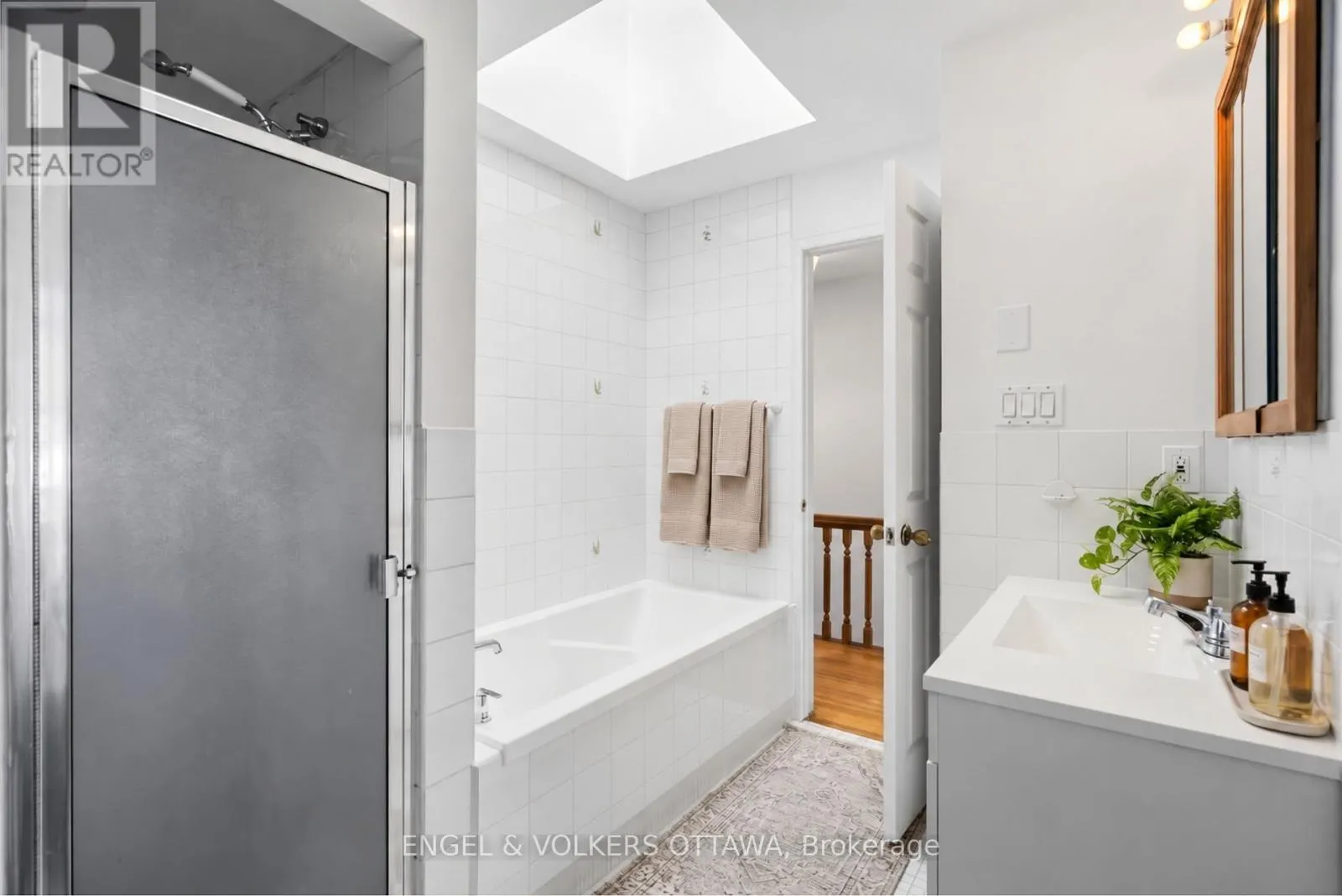 164 THIRD AVENUE