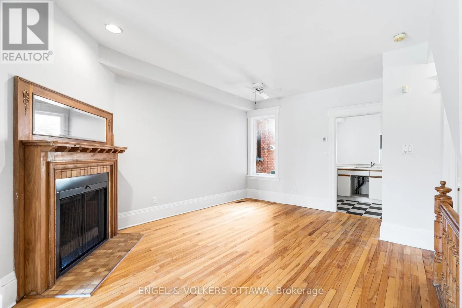 164 THIRD AVENUE