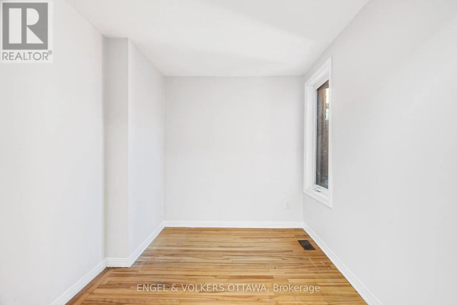 164 THIRD AVENUE