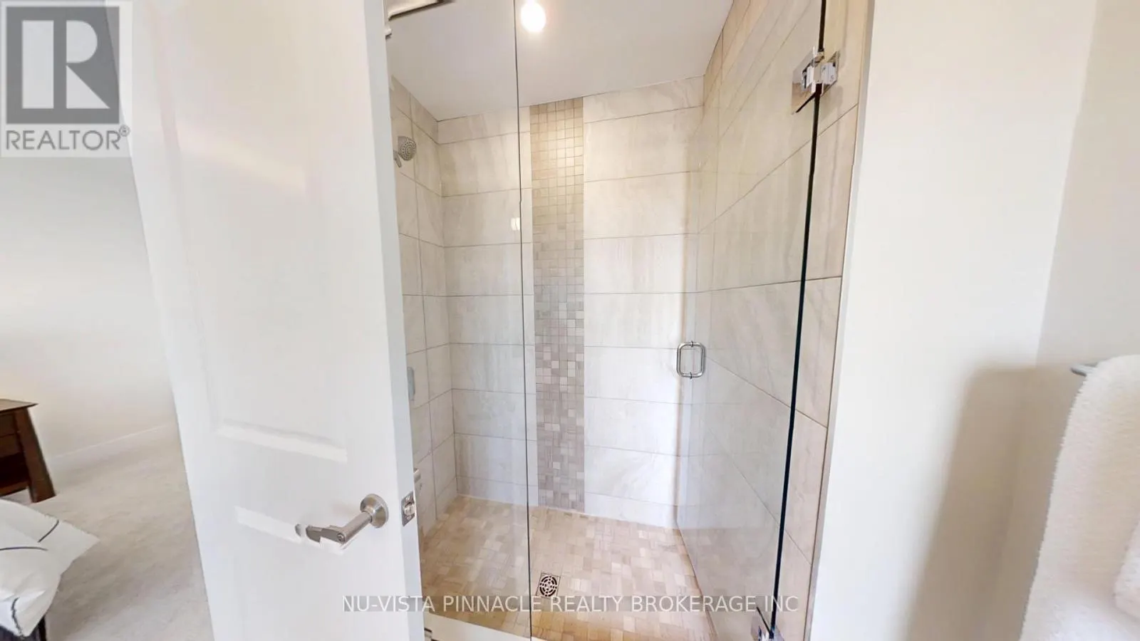 17 - 1870 EVANS BOULEVARD #17