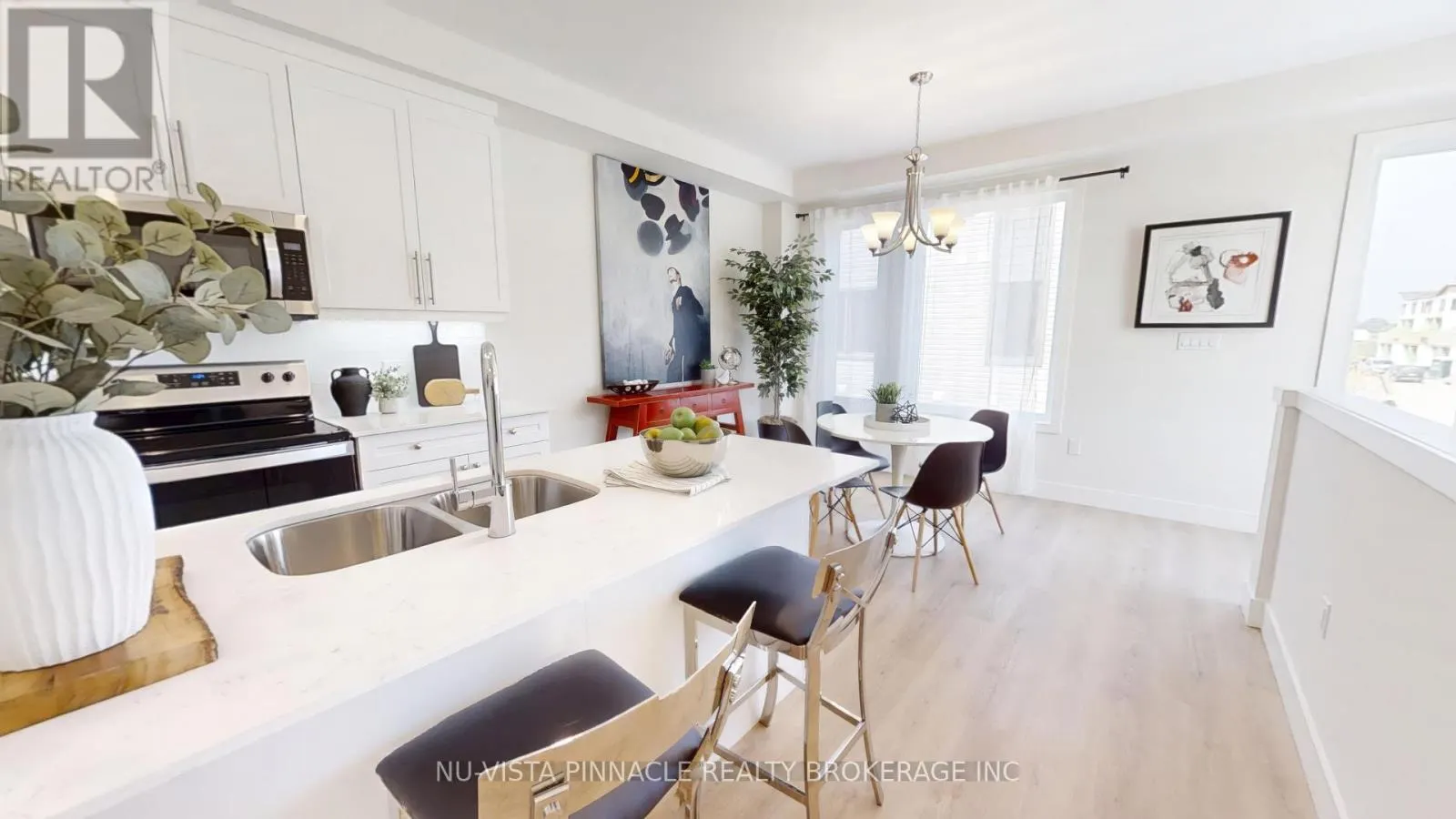 17 - 1870 EVANS BOULEVARD #17