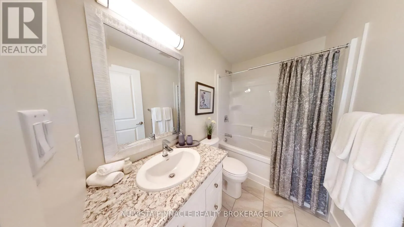 17 - 1870 EVANS BOULEVARD #17