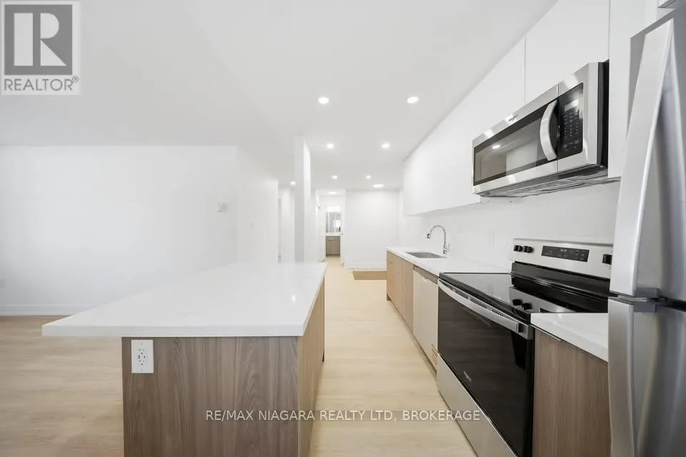 301 - 25 DOWNES AVENUE #301