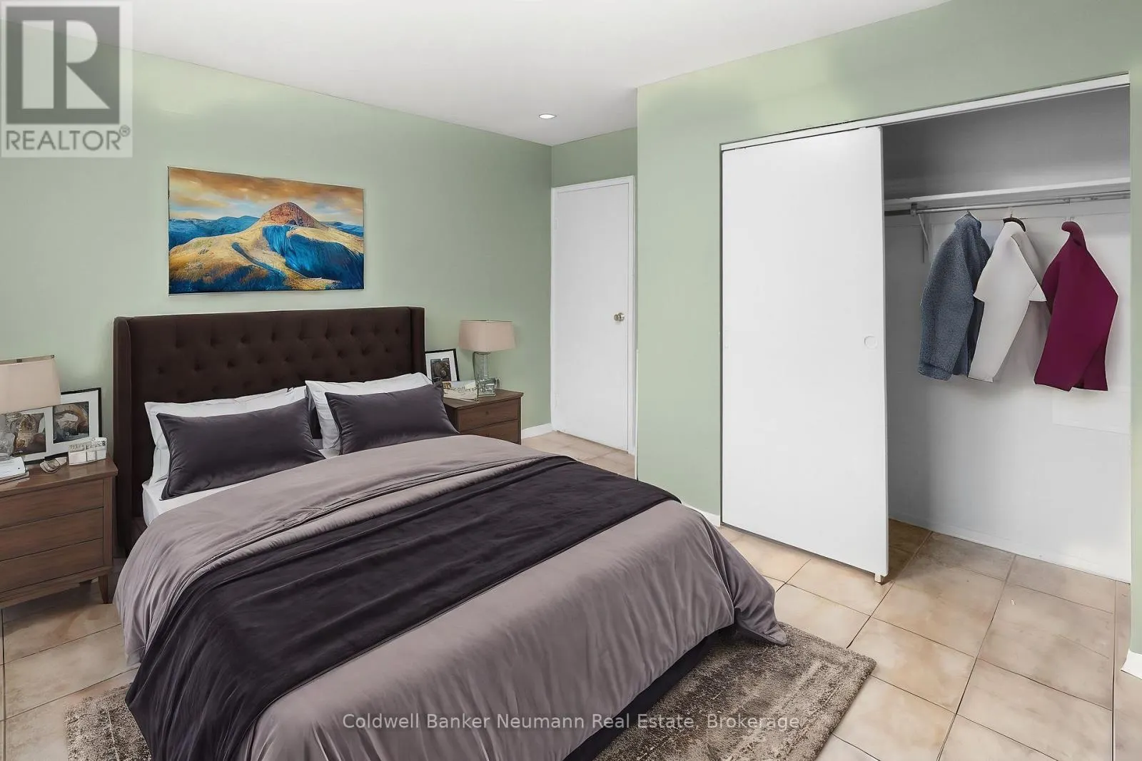 3 - 8 DELAWARE AVENUE #3