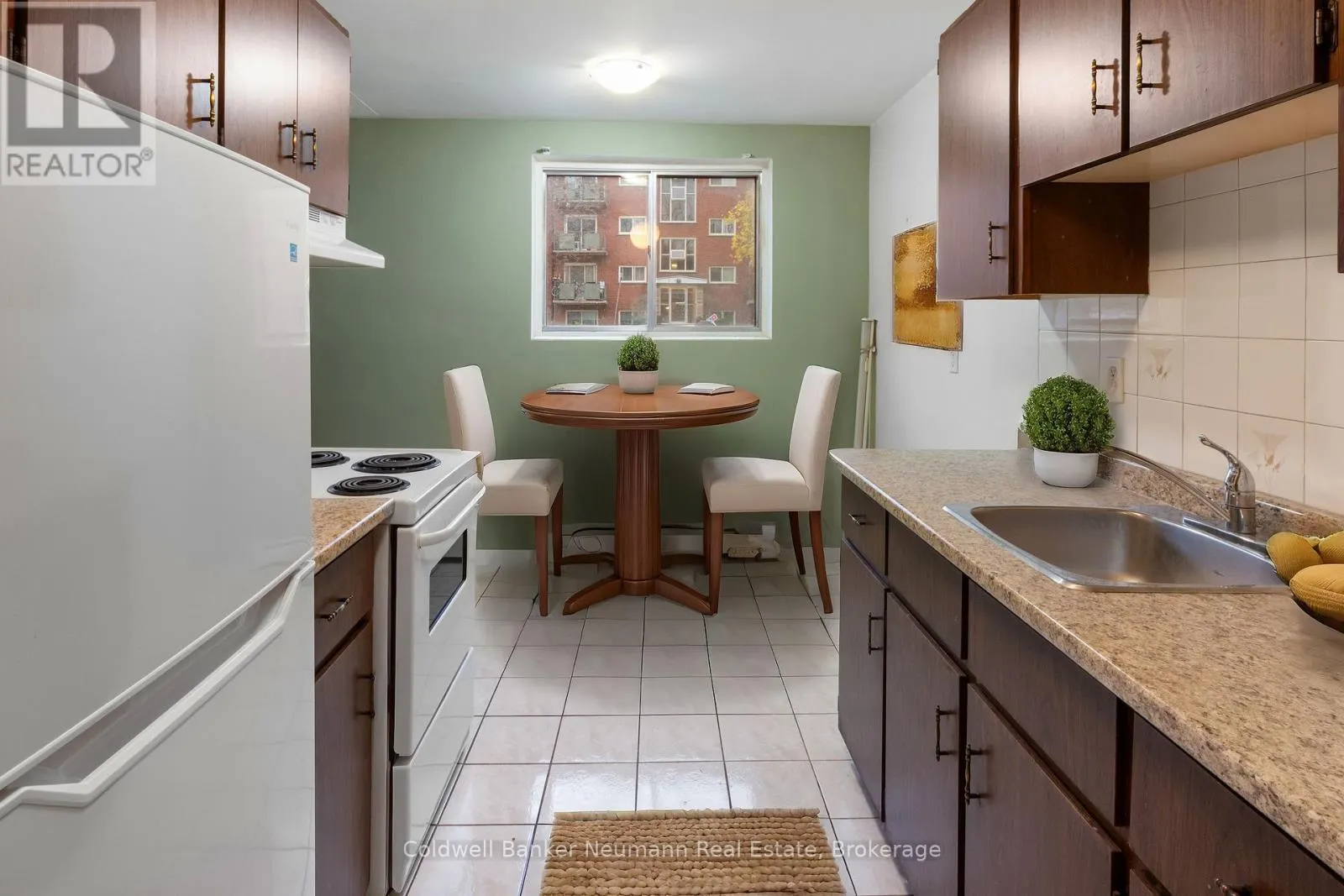 3 - 8 DELAWARE AVENUE #3