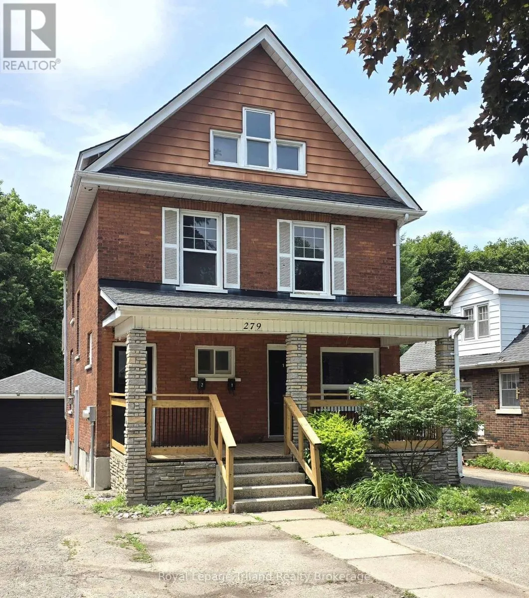 279 VANSITTART AVENUE