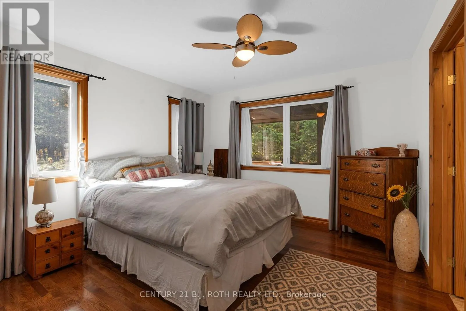 13 CURRAN TRAIL