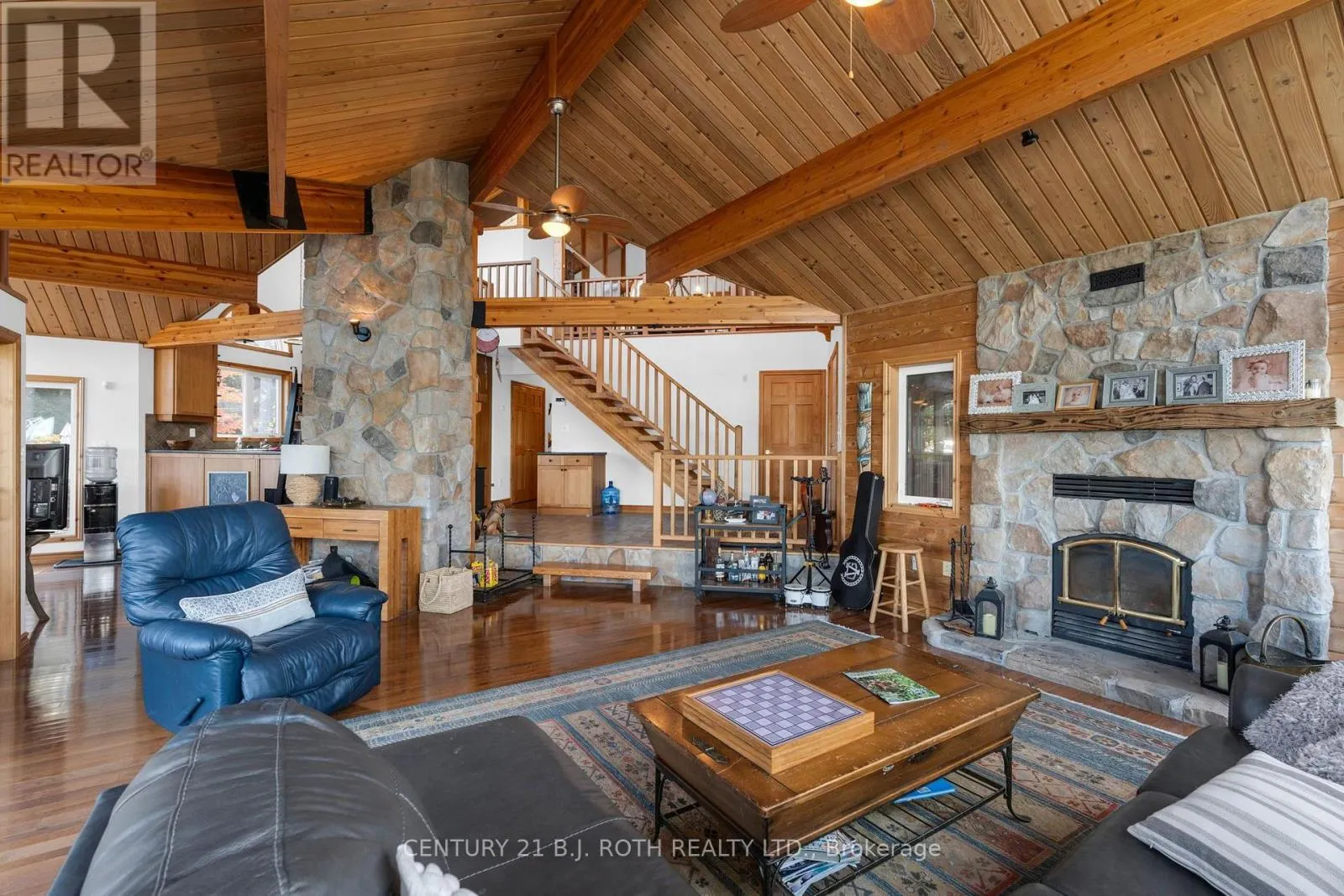 13 CURRAN TRAIL