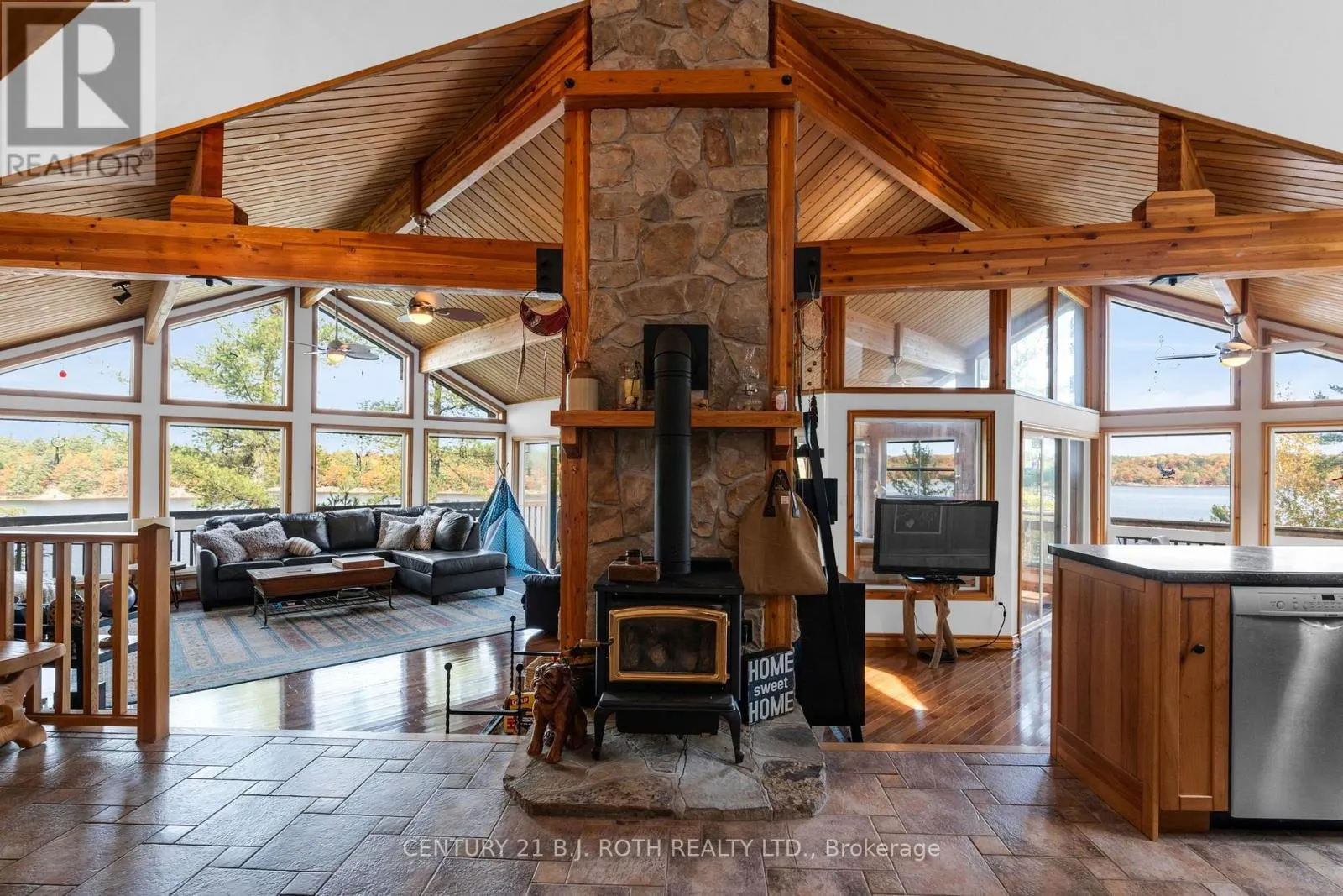 13 CURRAN TRAIL