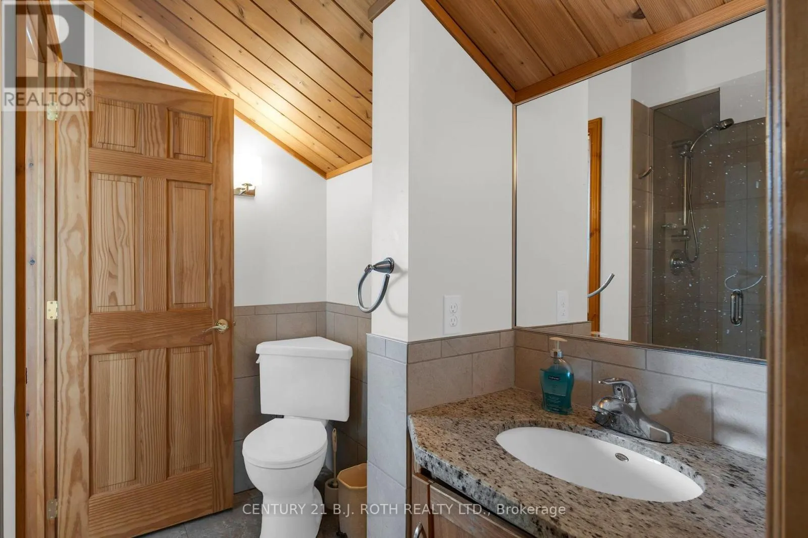 13 CURRAN TRAIL